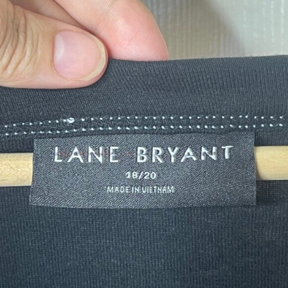 LANE BRYANT | NWOT Black Cotton Blend Ruffle Sleeve Crewneck Tee | Size 18/20 - Picture 6 of 10